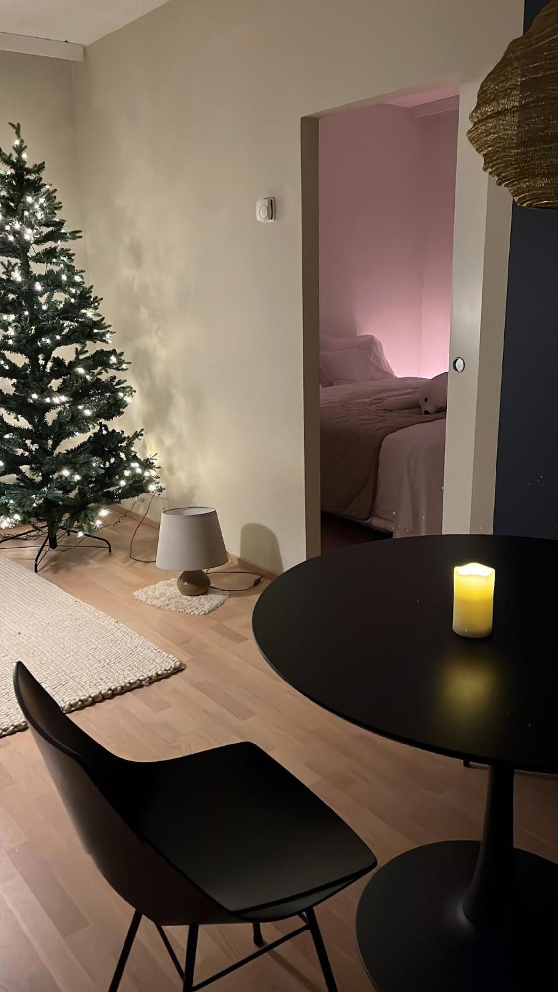 Bohemian Luxury With Private Sauna, Own Carparking, 3 Km From Airport Апартаменты Вантаа
